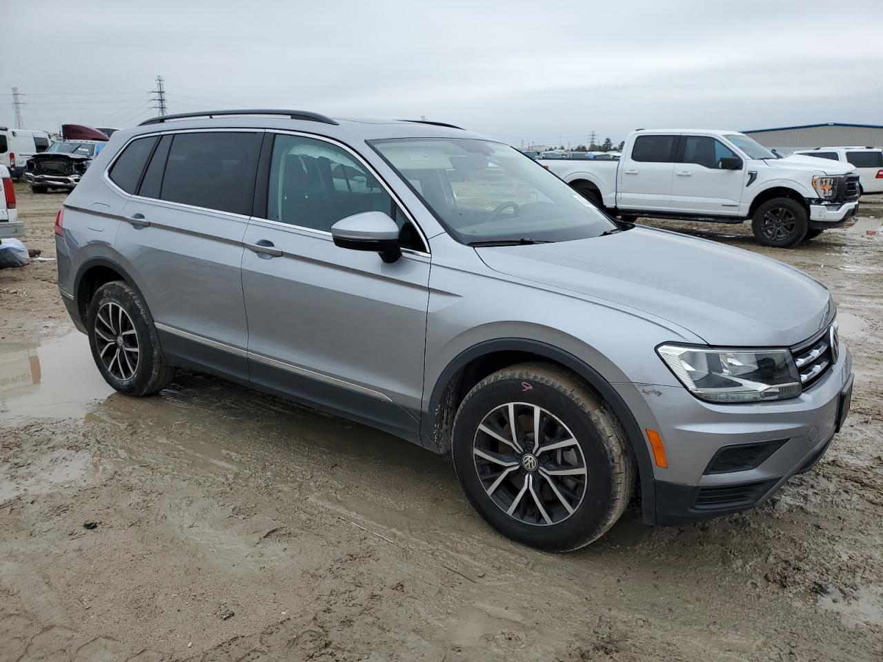 2021 Volkswagen Tiguan - Image 4