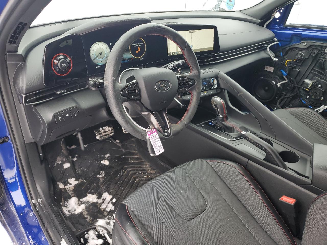 2023 Hyundai Elantra - Image 8