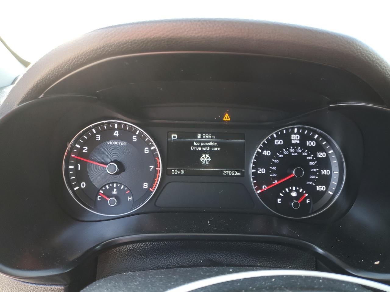 2023 Kia Forte - Image 9
