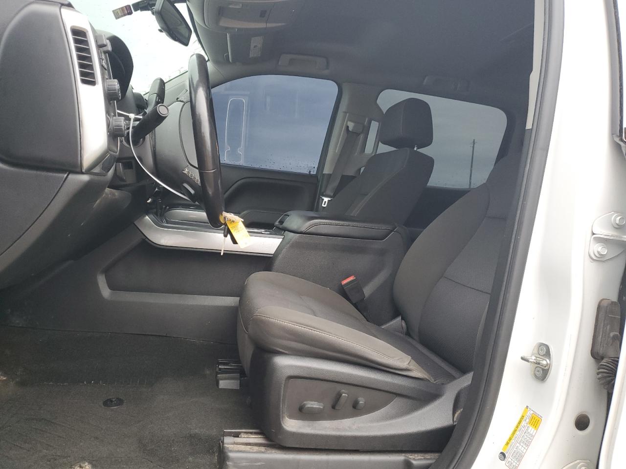 2018 Chevrolet Silverado - Image 7
