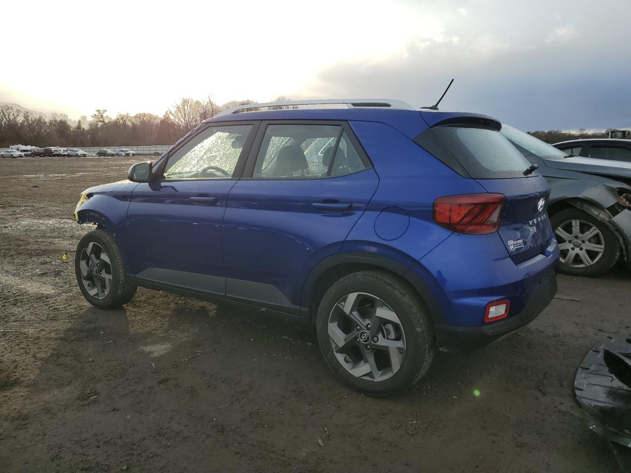 2024 Hyundai Venue - Image 2