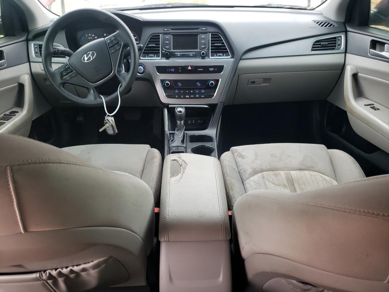 2016 Hyundai Sonata - Image 8