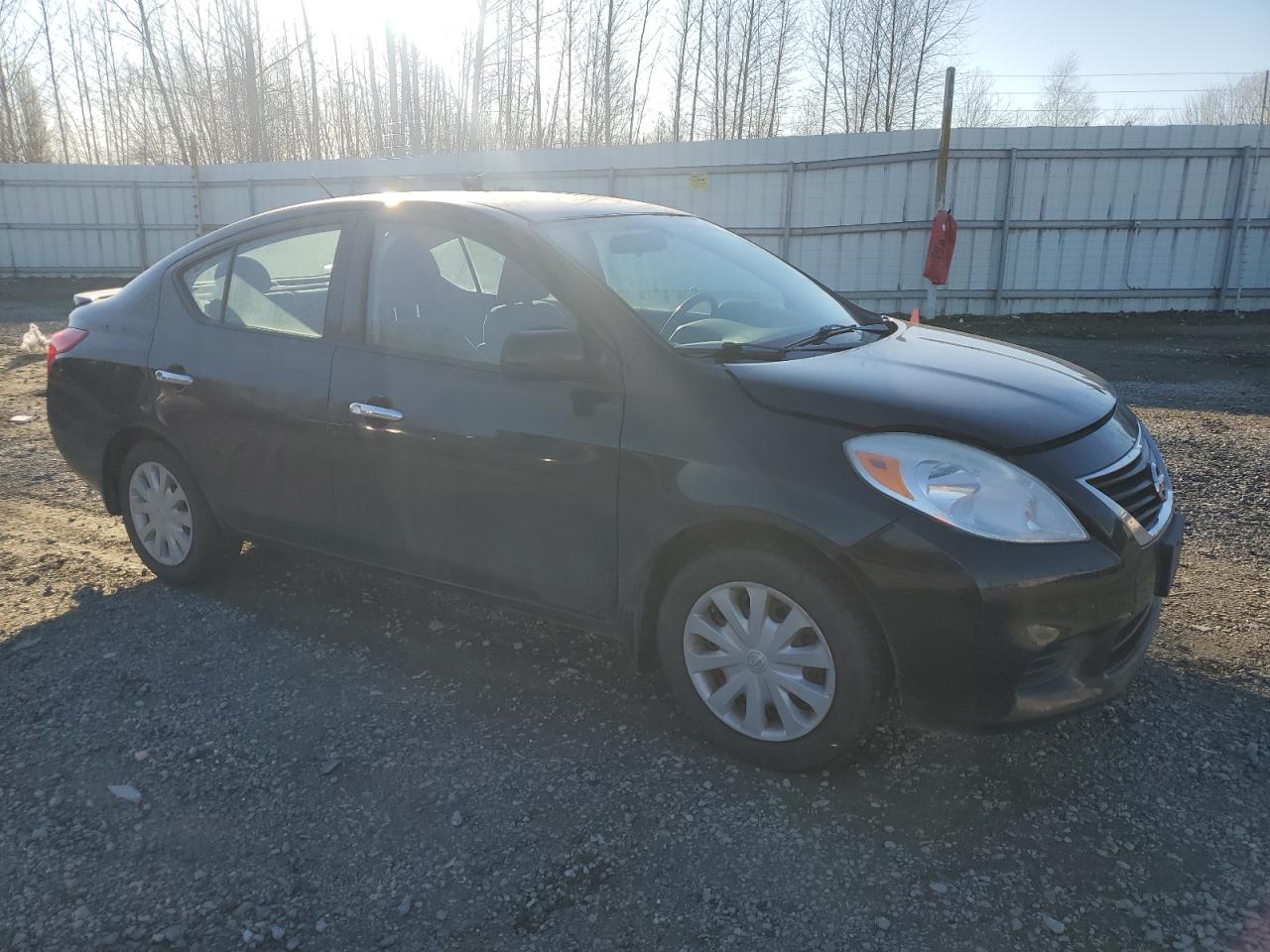 2014 Nissan Versa - Image 4