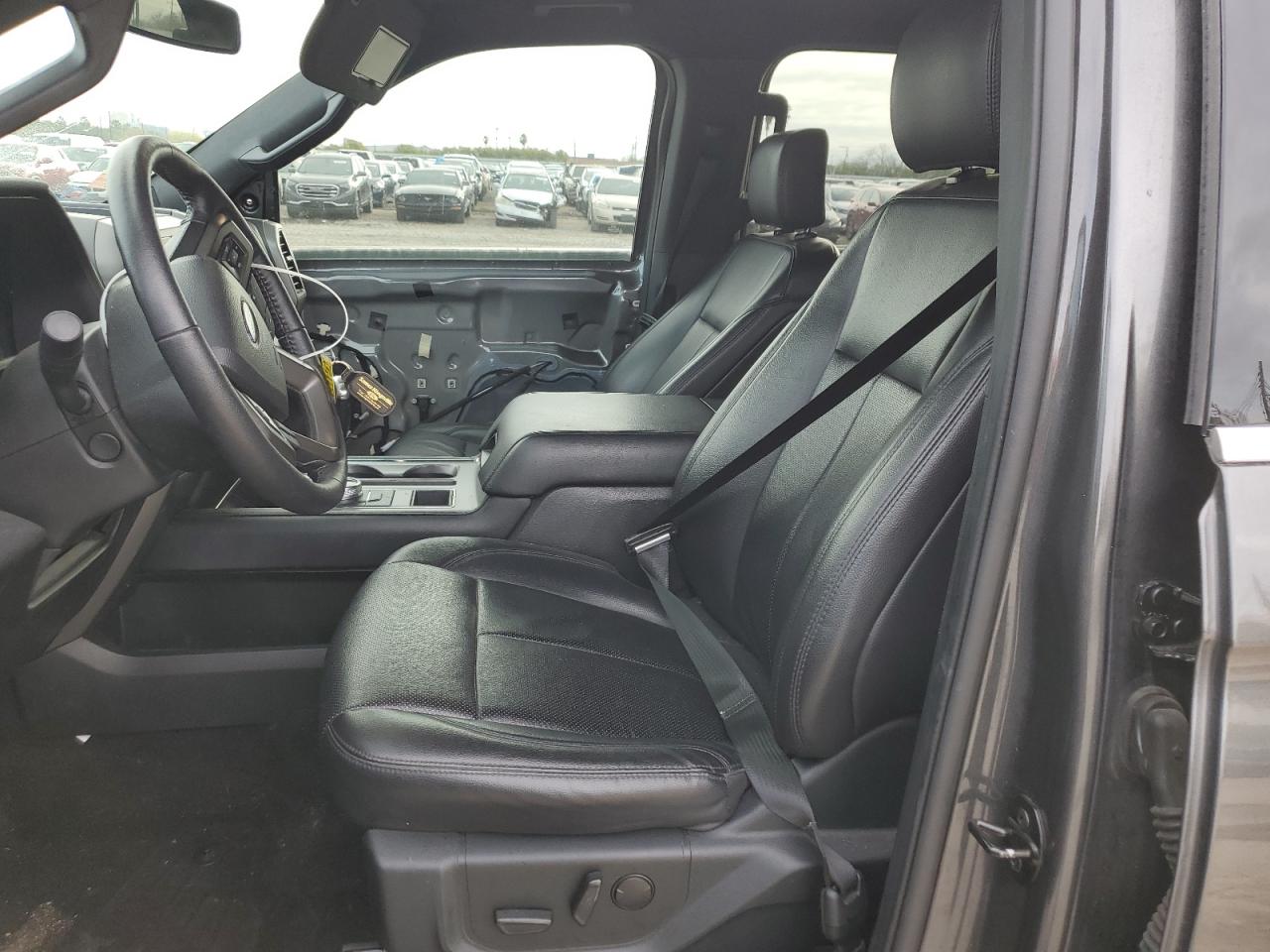 2020 Ford Expedition - Image 7