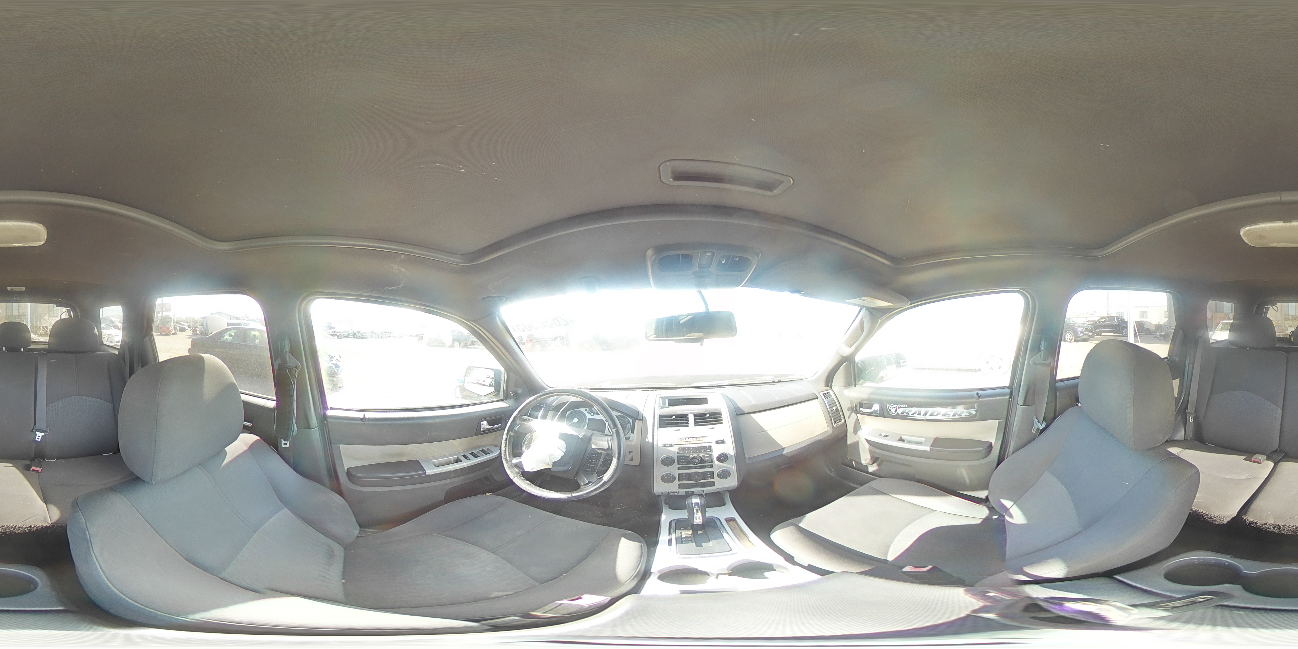 2010 Mercury Mariner - Image 13