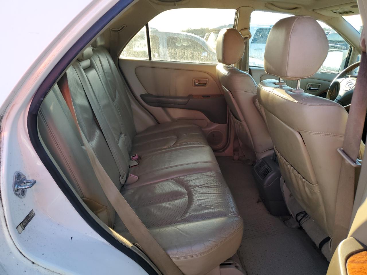 2002 Lexus RX - Image 11