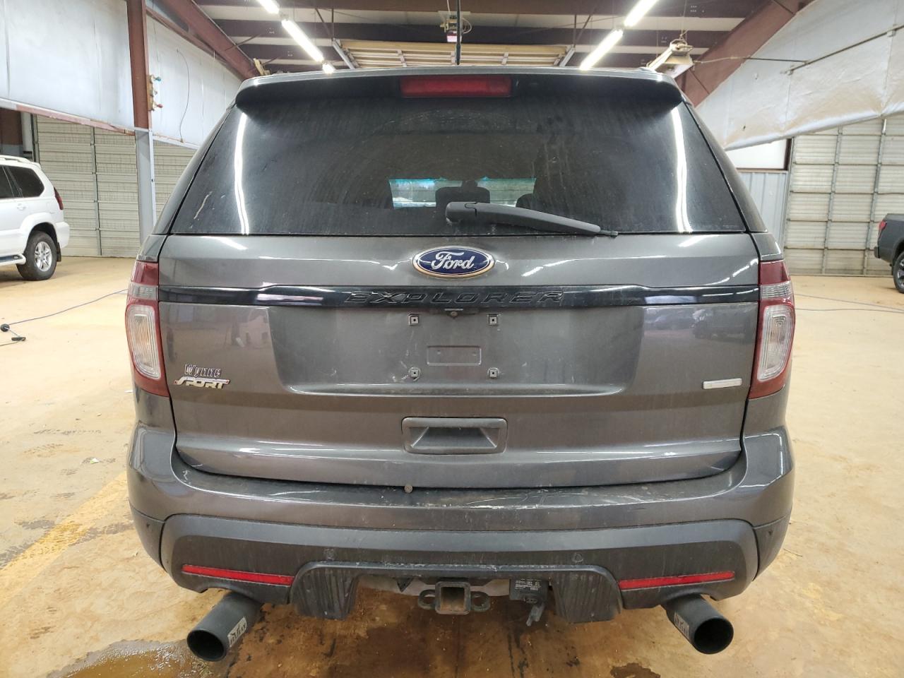 2015 Ford Explorer - Image 6
