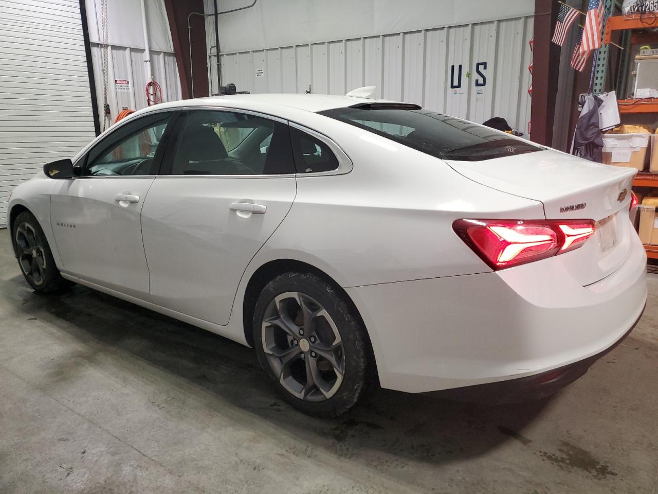 2022 Chevrolet Malibu - Image 2