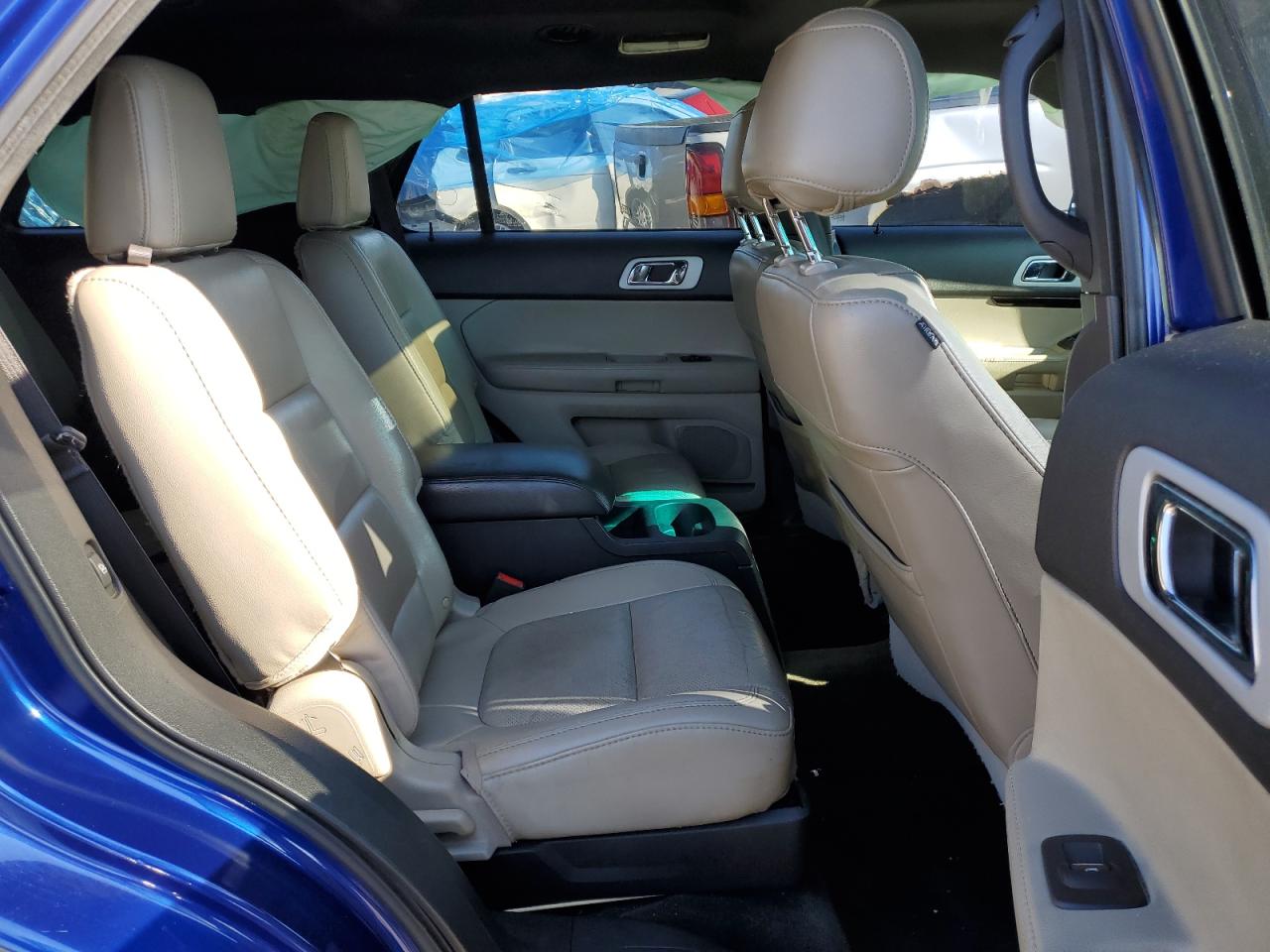 2014 Ford Explorer - Image 11