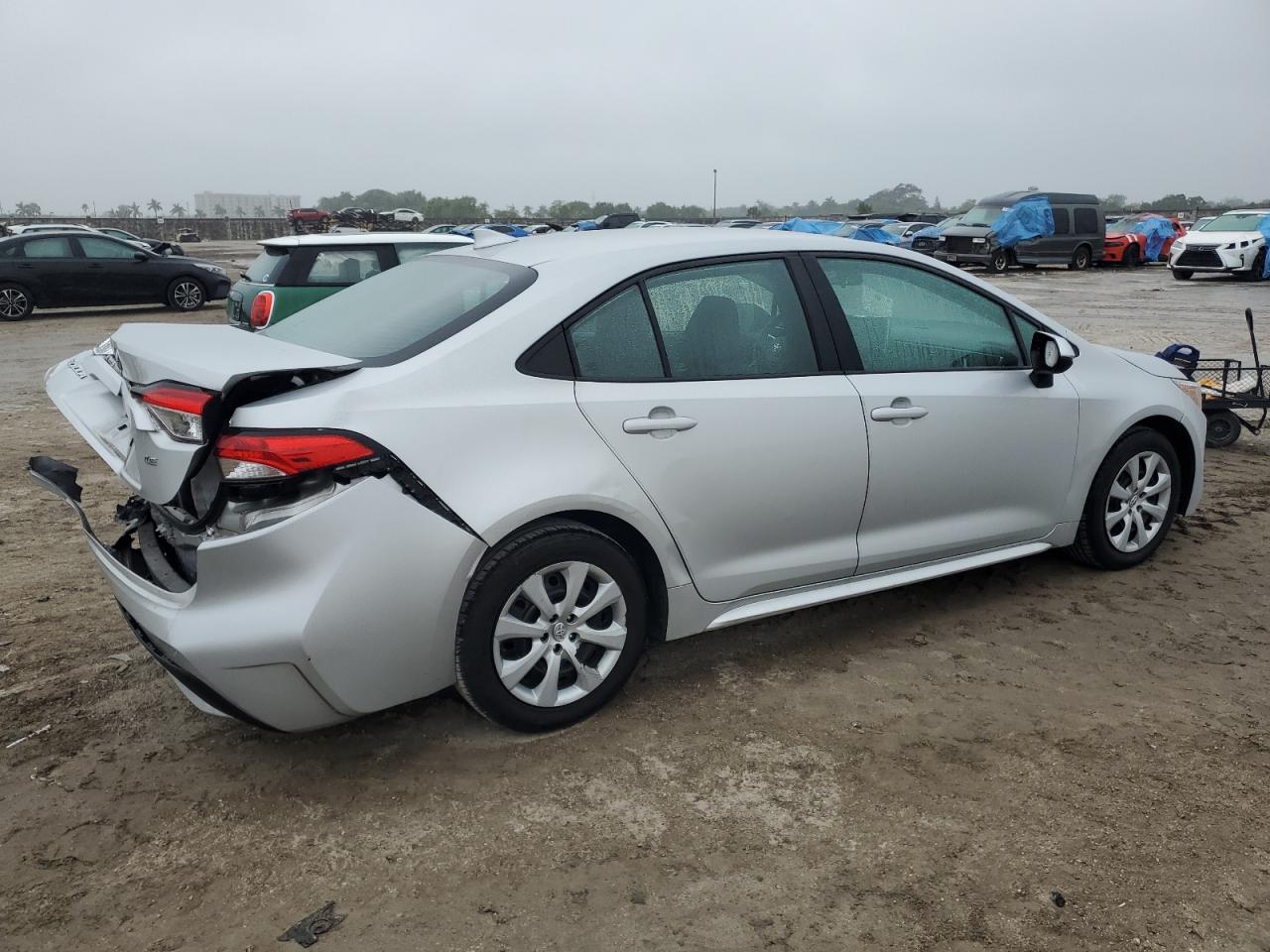 2021 Toyota Corolla - Image 3