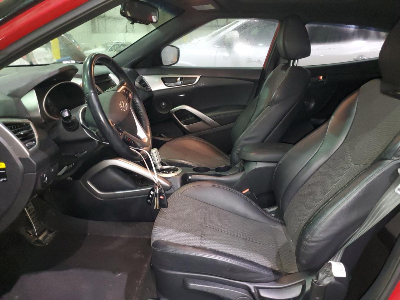 2016 Hyundai Veloster - Image 7