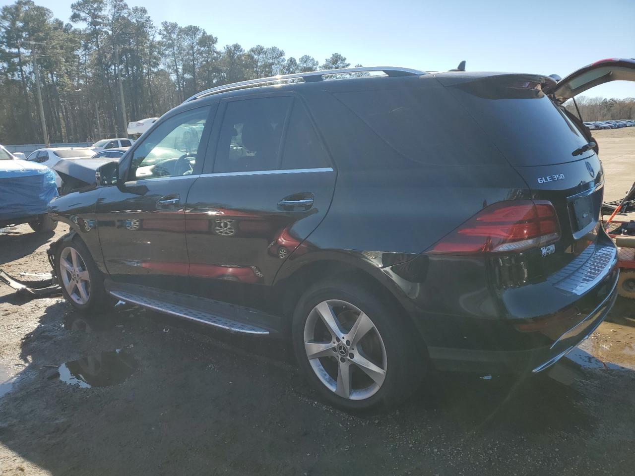 2017 Mercedes-Benz GLE - Image 2