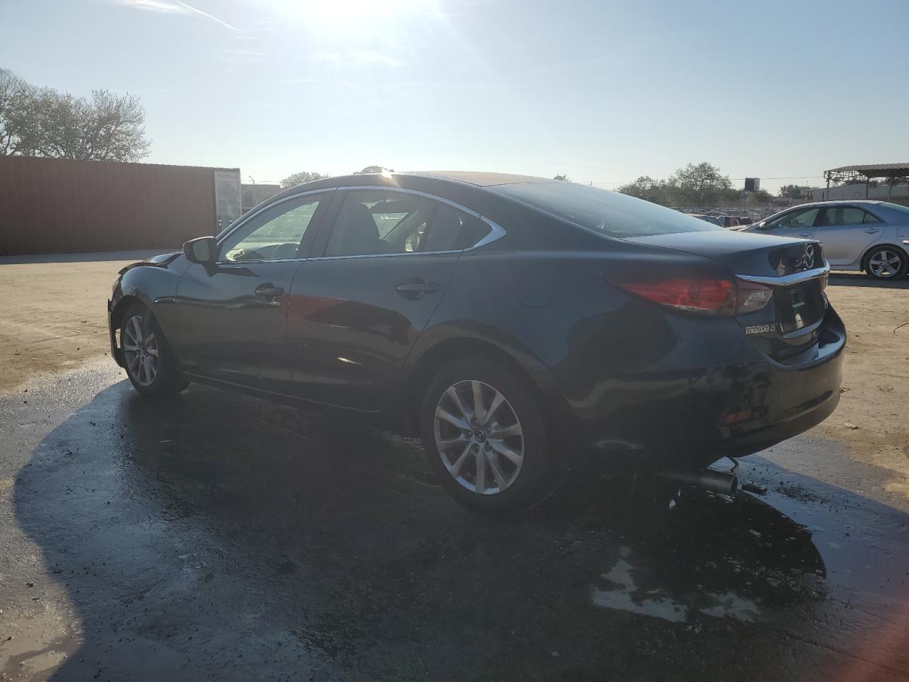 2016 Mazda 6 - Image 2