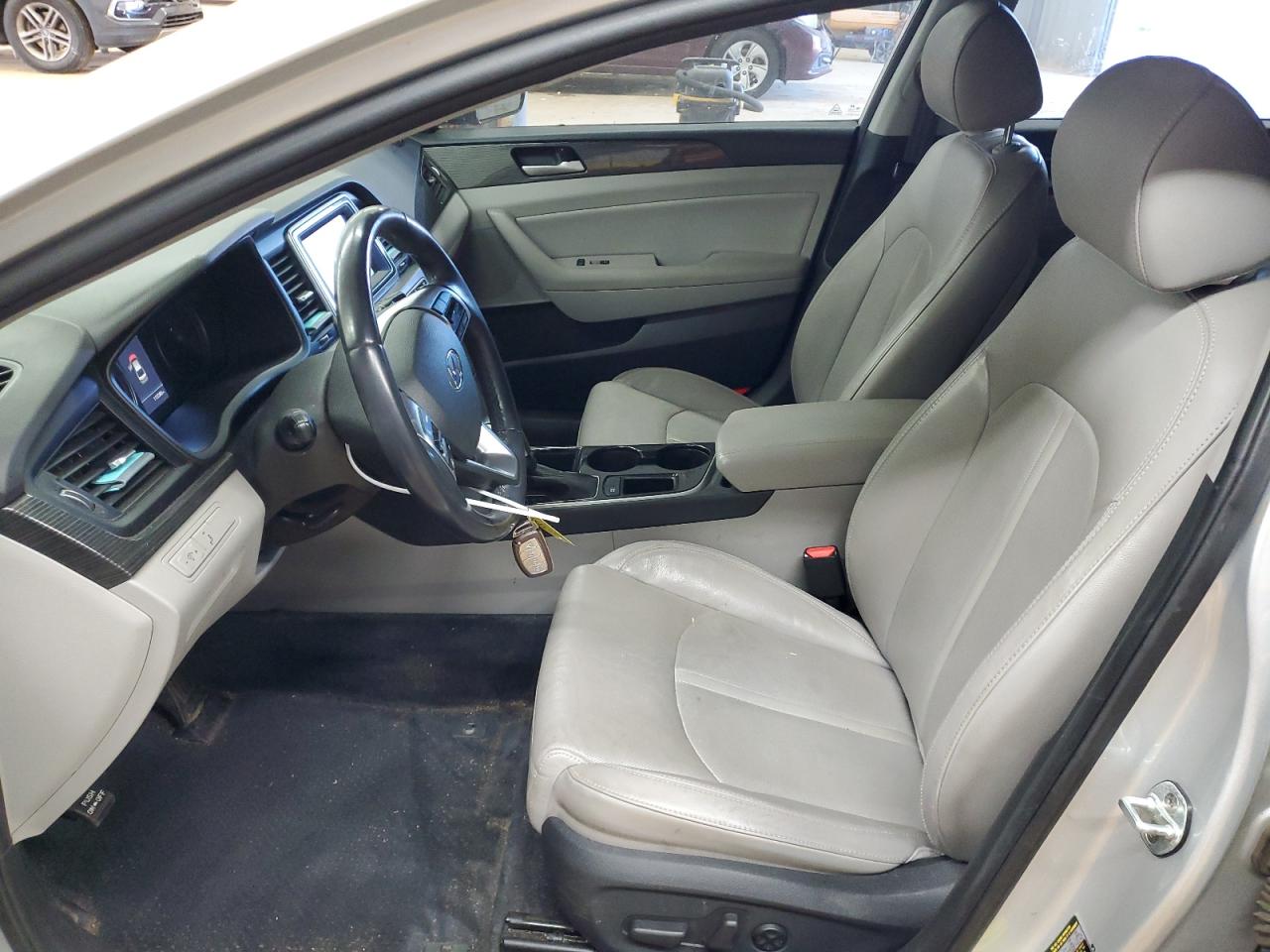 2018 Hyundai Sonata - Image 7