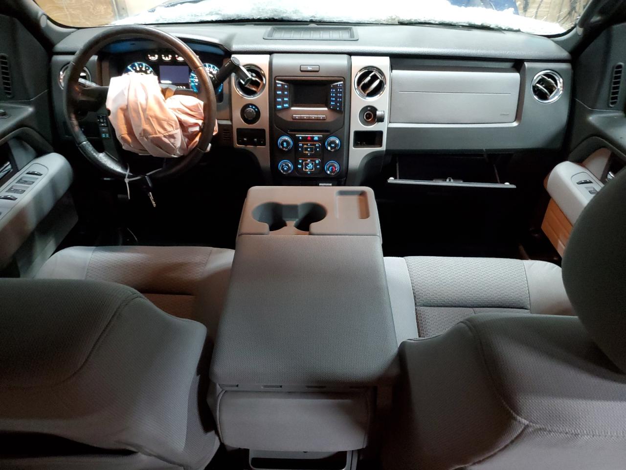 2014 Ford F-150 - Image 8