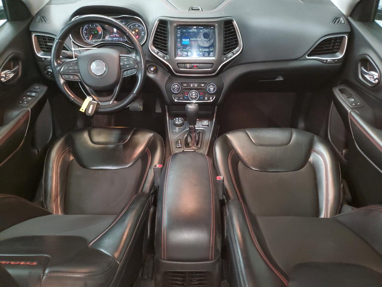 2020 Jeep Cherokee - Image 8