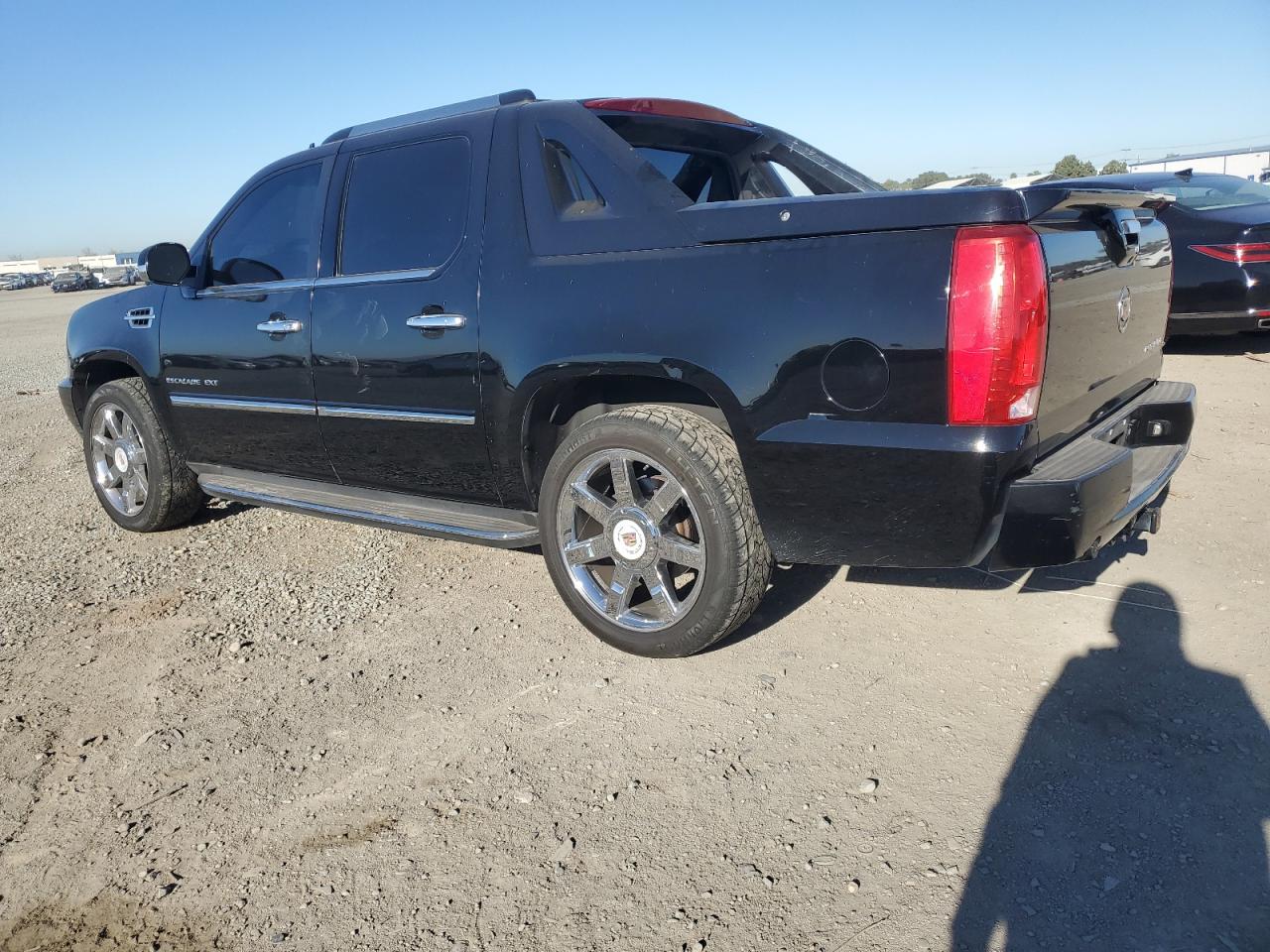 VIN 3GYT4MEF2DG179689 2013 CADILLAC ESCALADE no.2