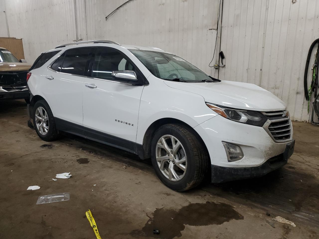 2020 Chevrolet Equinox - Image 4