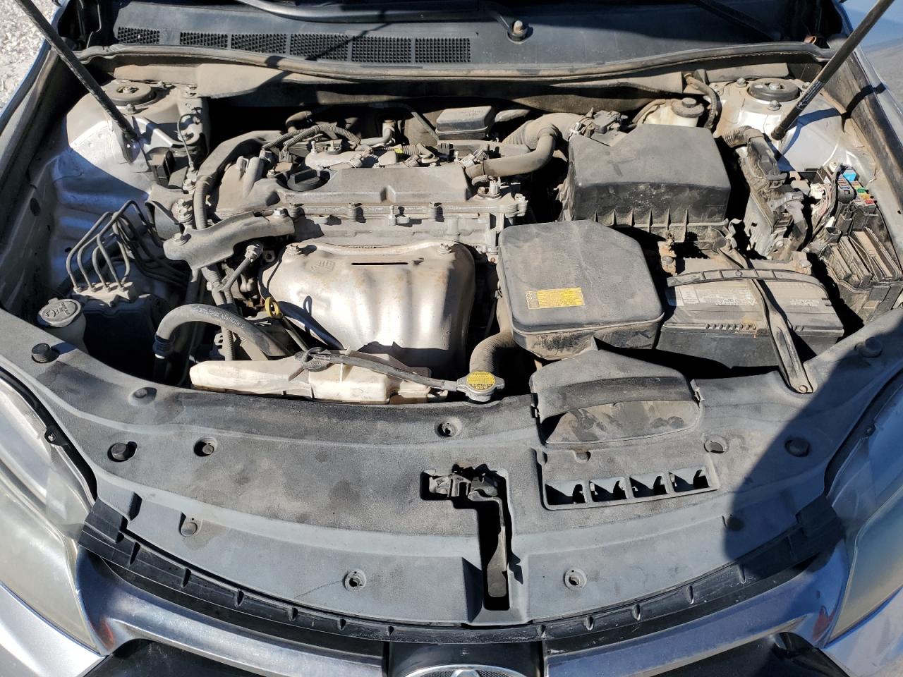 2015 Toyota Camry - Image 11