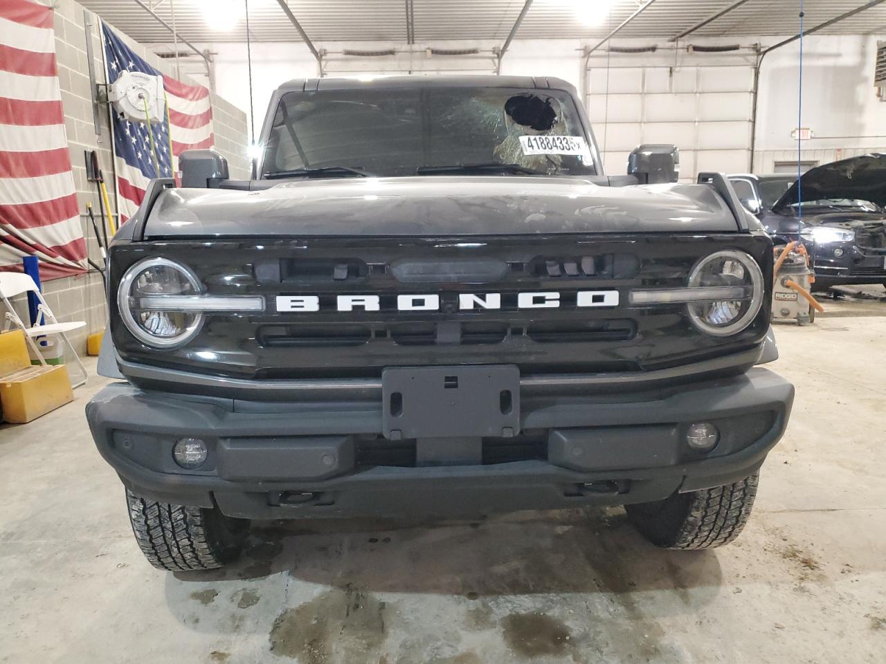 2023 Ford Bronco - Image 5