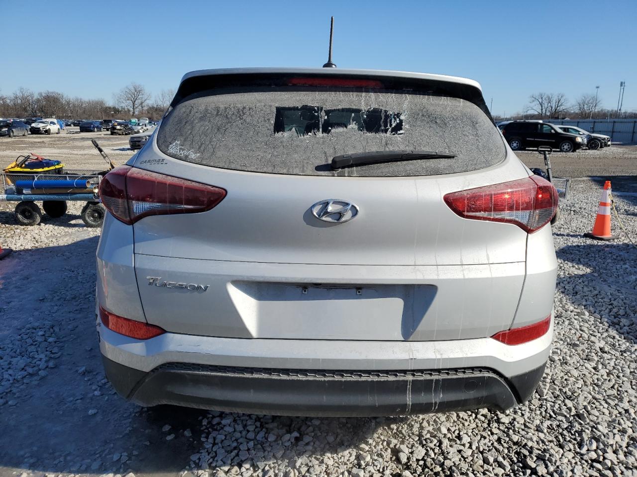 2017 Hyundai Tucson - Image 6