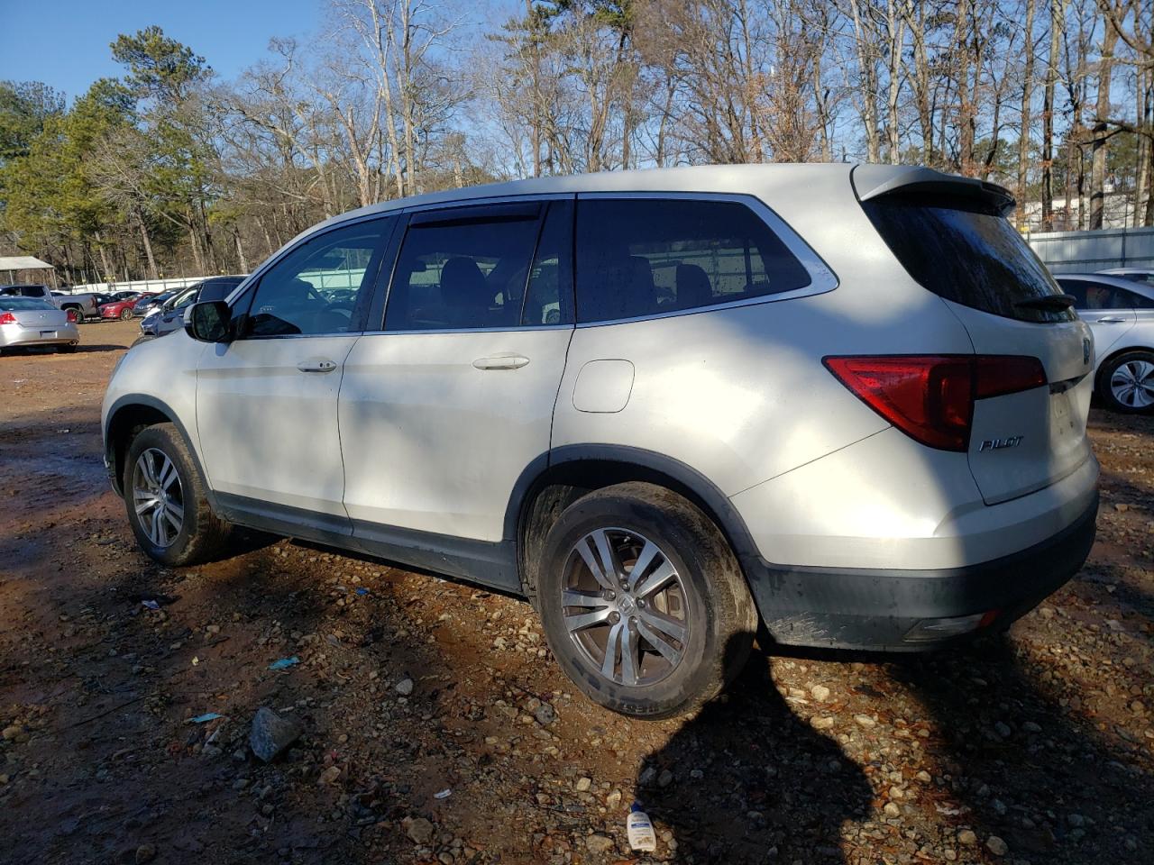 2017 Honda Pilot - Image 2