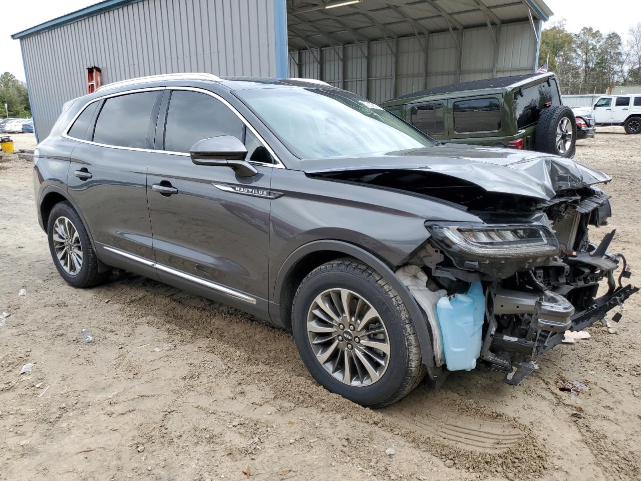 2019 Lincoln Nautilus - Image 4