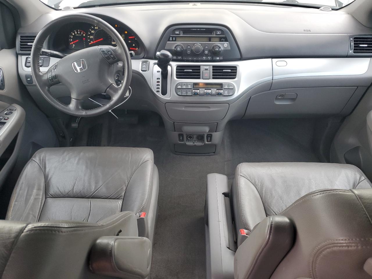 2010 Honda Odyssey - Image 8