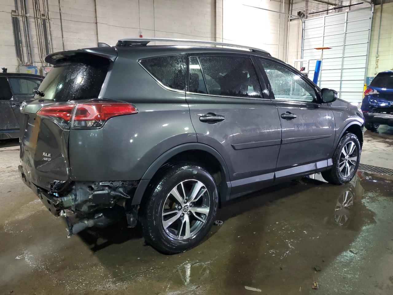 2018 Toyota RAV 4 - Image 3