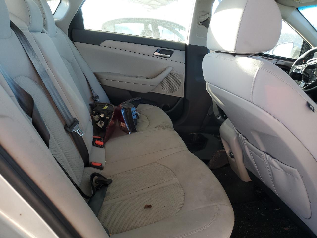 2018 Hyundai Sonata - Image 10