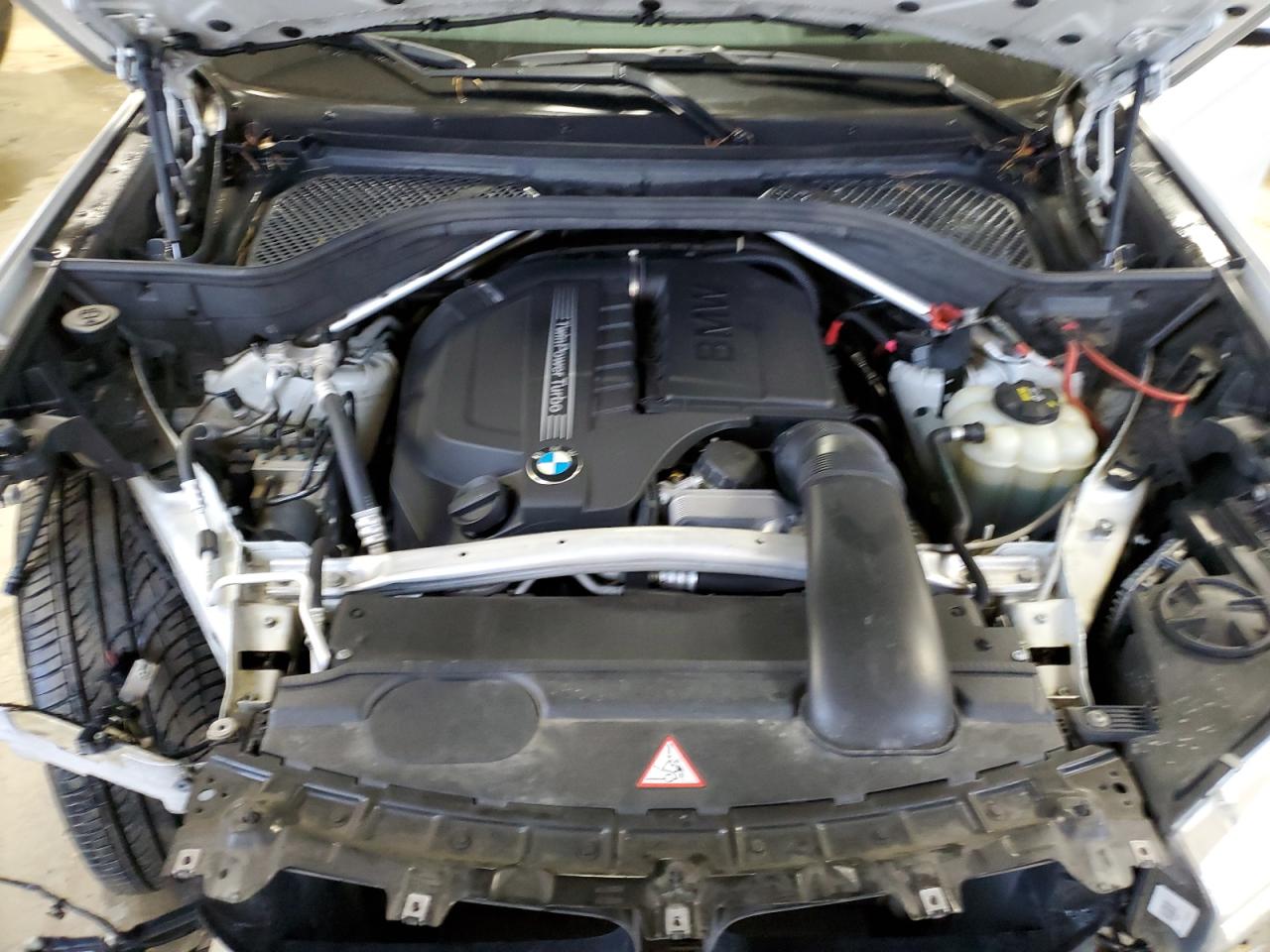 2016 BMW X6 - Image 12