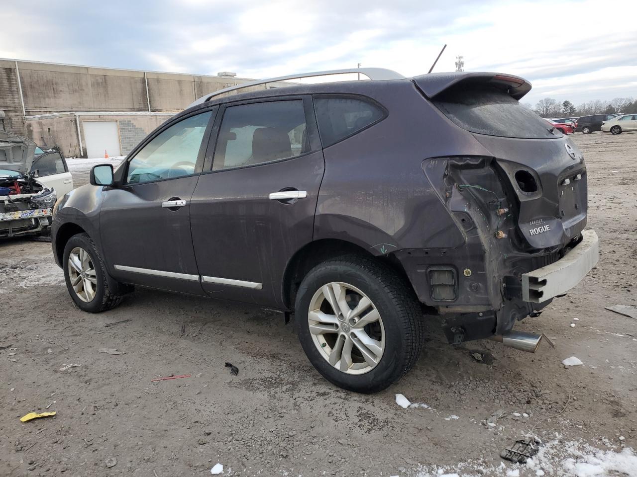 2013 Nissan Rogue - Image 2