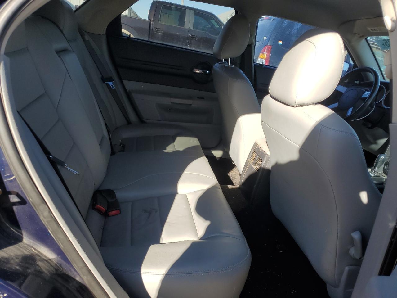 2006 Dodge Magnum Sxt VIN: 2D4FV47V36H420038 Lot: 55020195