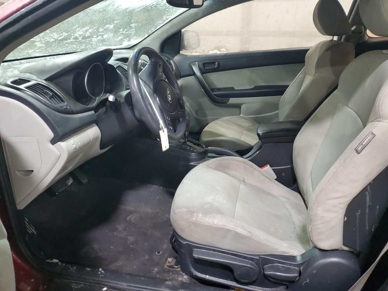 2010 Kia Forte - Image 7