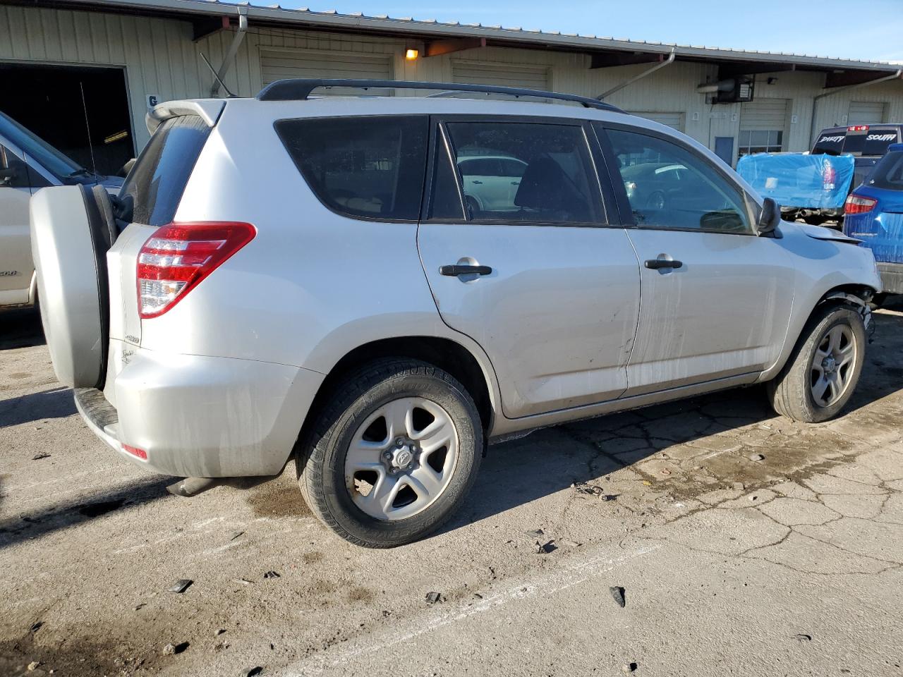 2010 Toyota RAV 4 - Image 3
