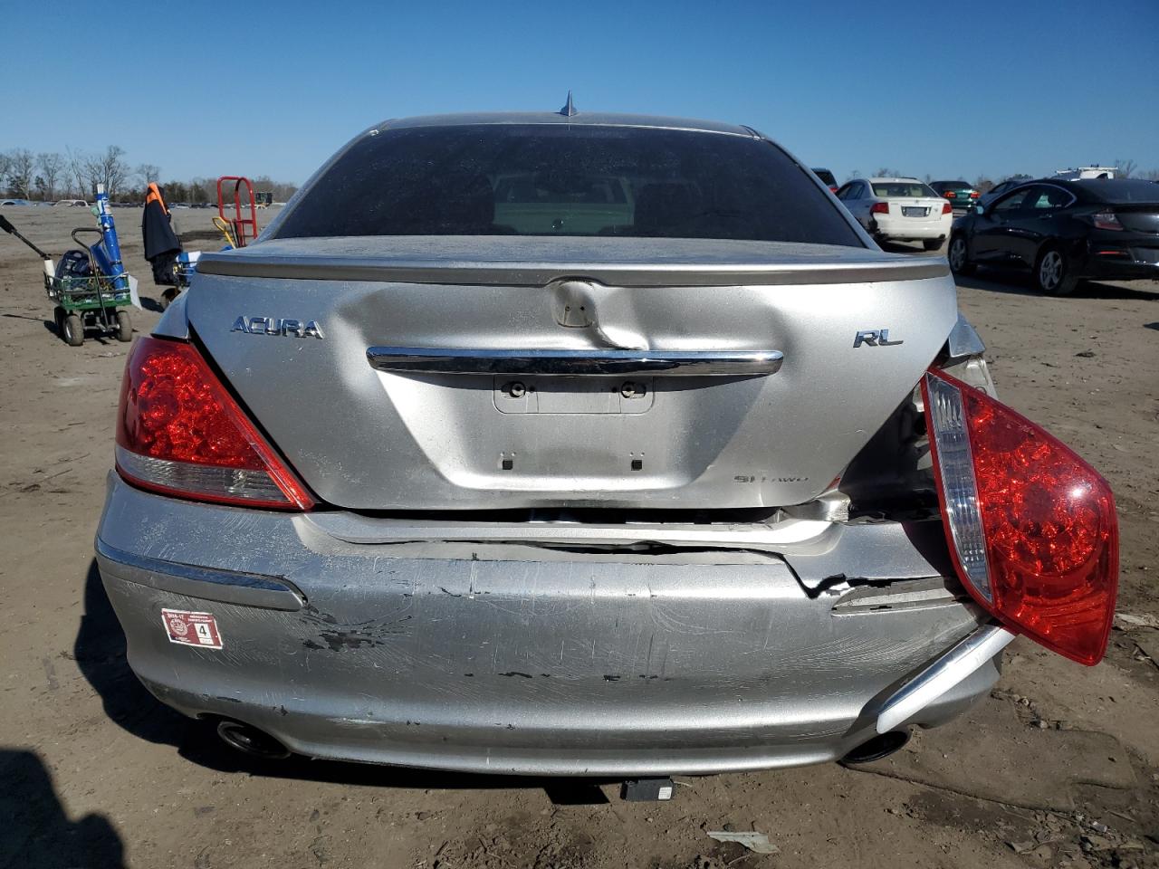 2005 Acura RL - Image 6