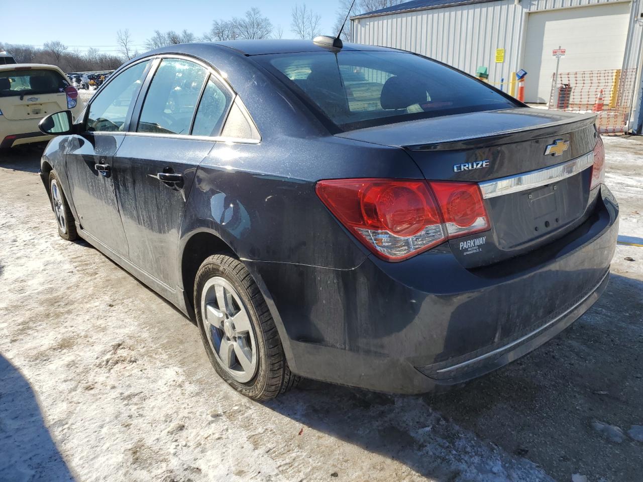 2016 Chevrolet Cruze - Image 2