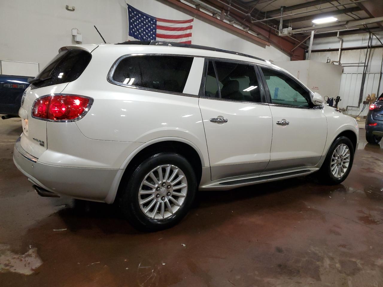 2010 Buick Enclave - Image 3