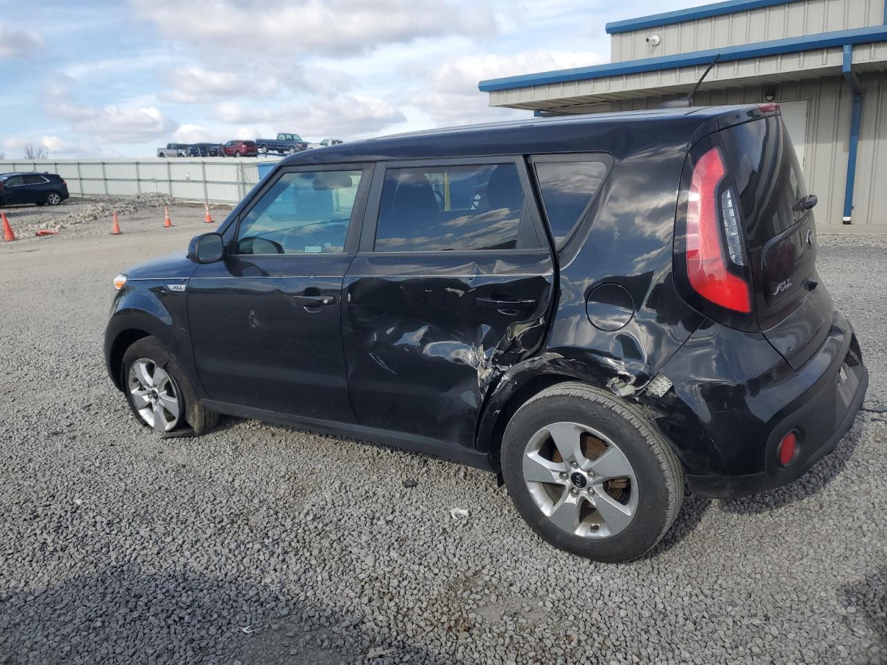 2019 Kia Soul - Image 2