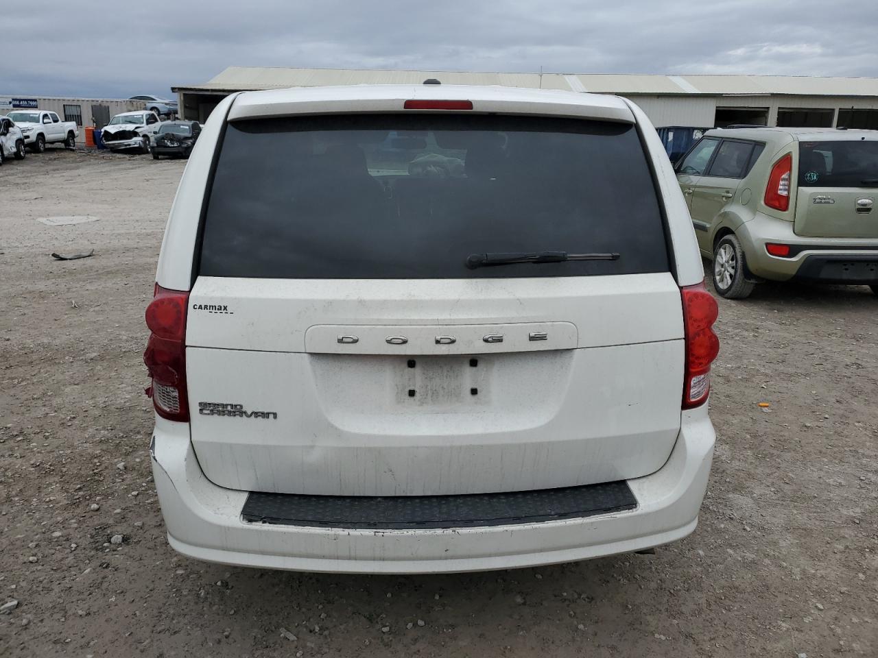2013 Dodge Caravan - Image 6