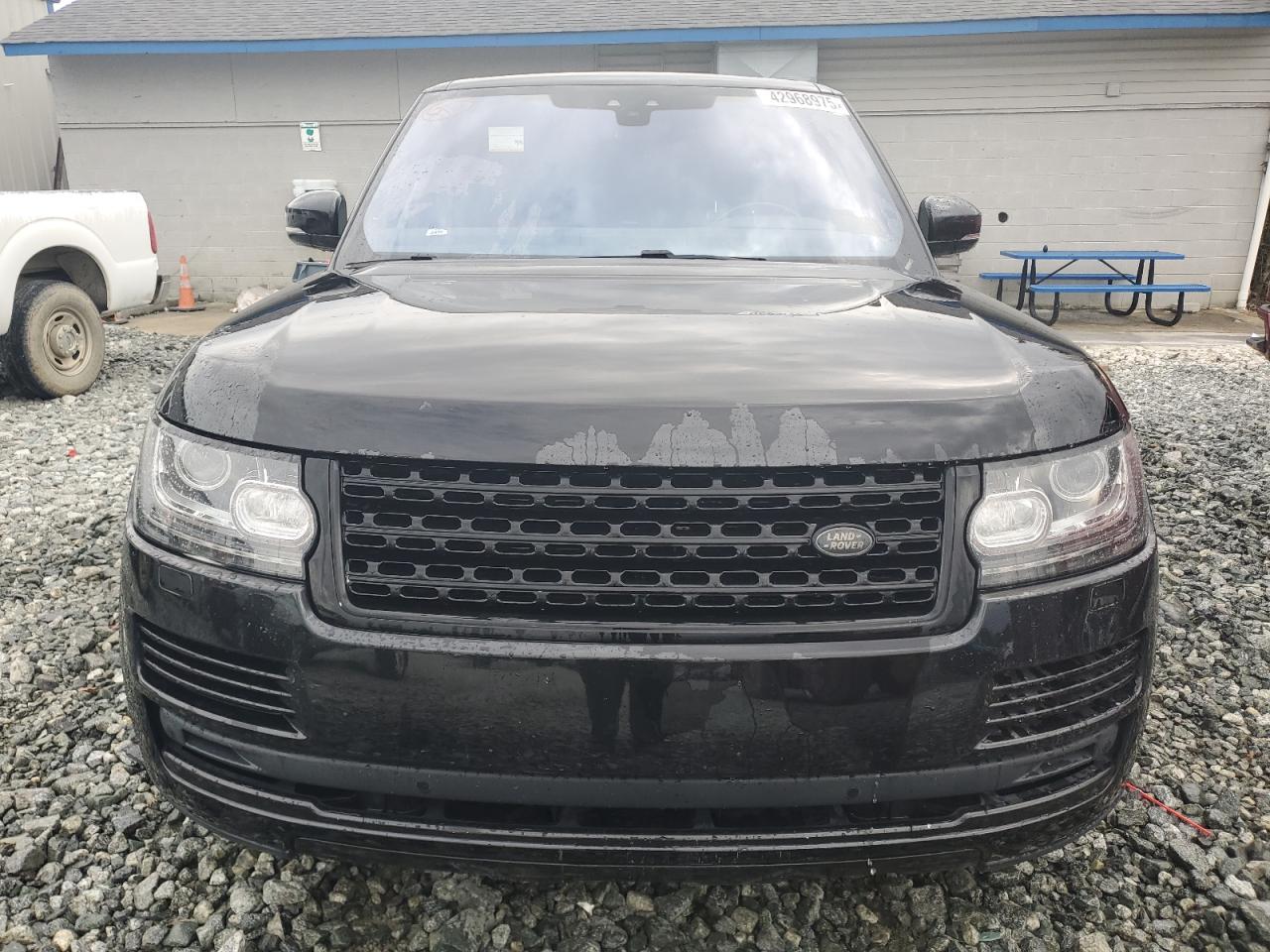 2017 Land Rover Range Rover - Image 5