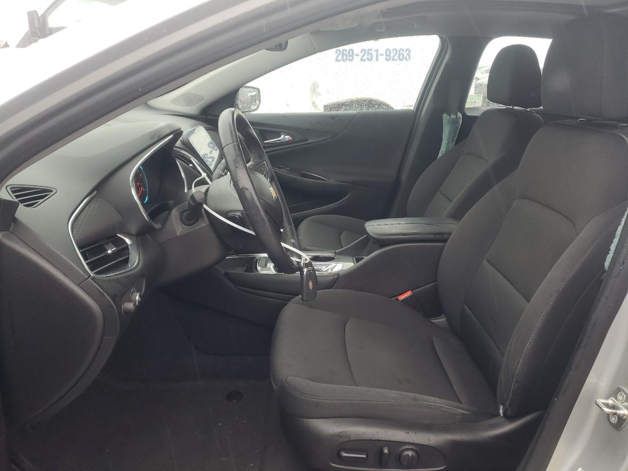 2017 Chevrolet Malibu - Image 7
