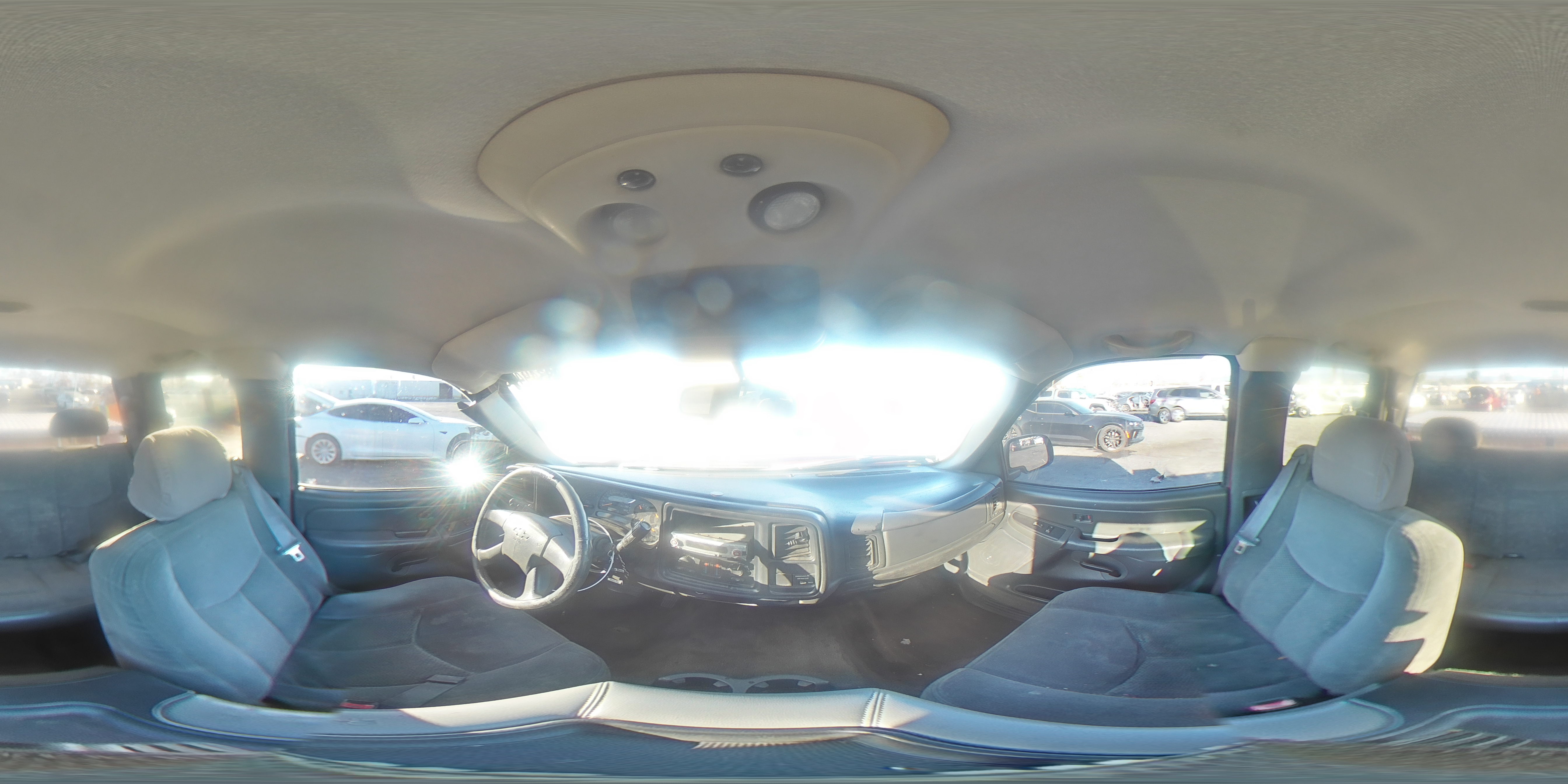 2004 Chevrolet Silverado - Image 12