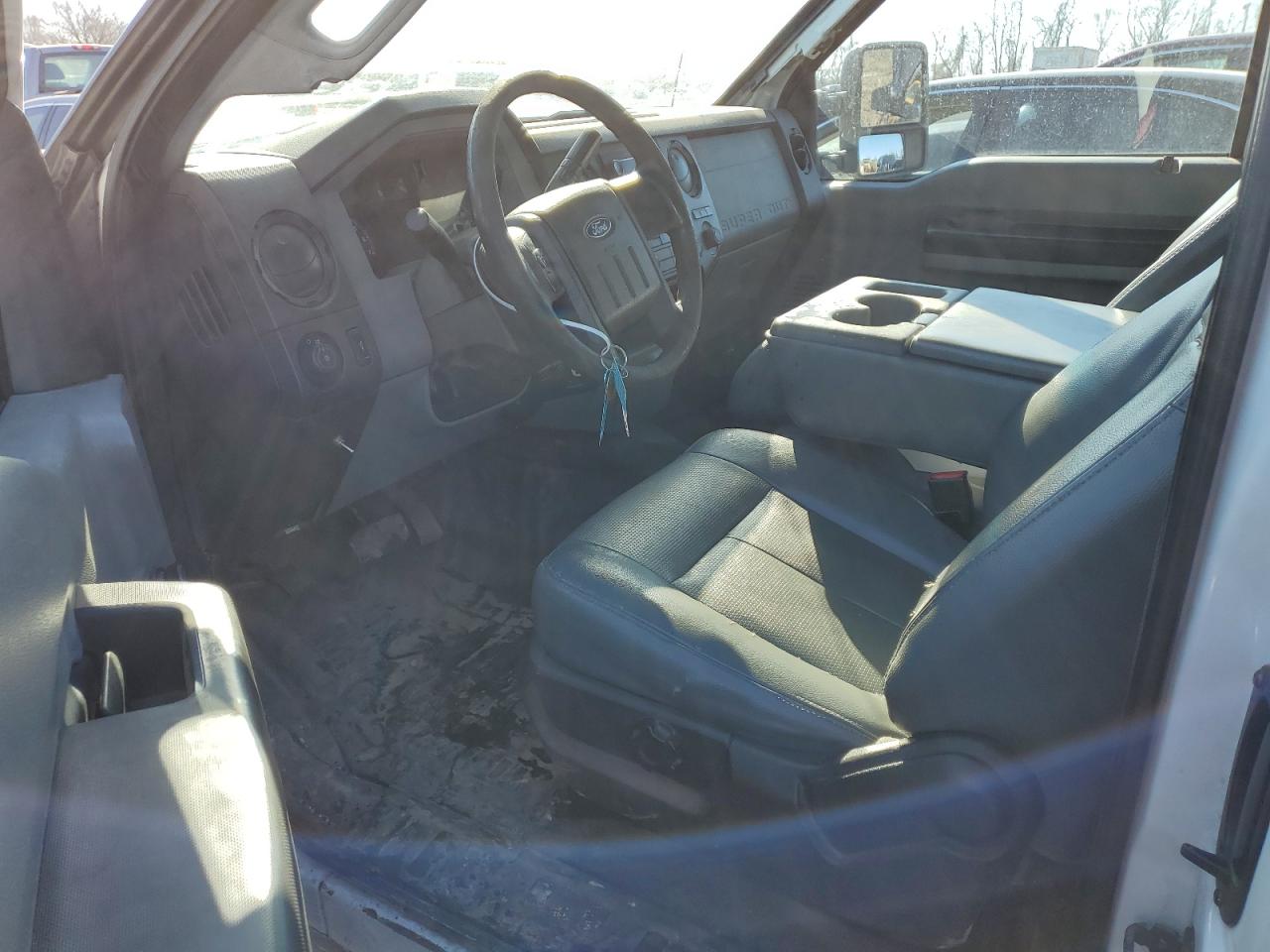 2012 Ford F250 - Image 8