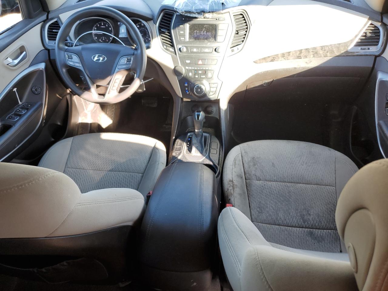 2017 Hyundai Santa Fe - Image 8