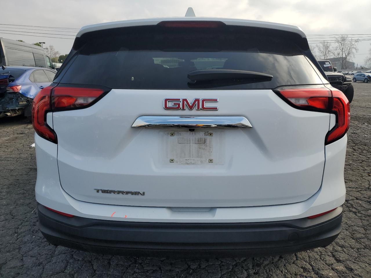 2019 GMC Terrain - Image 6