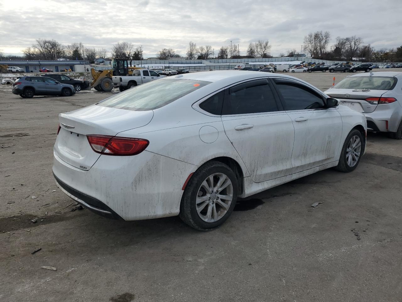 2015 Chrysler 200 - Image 3