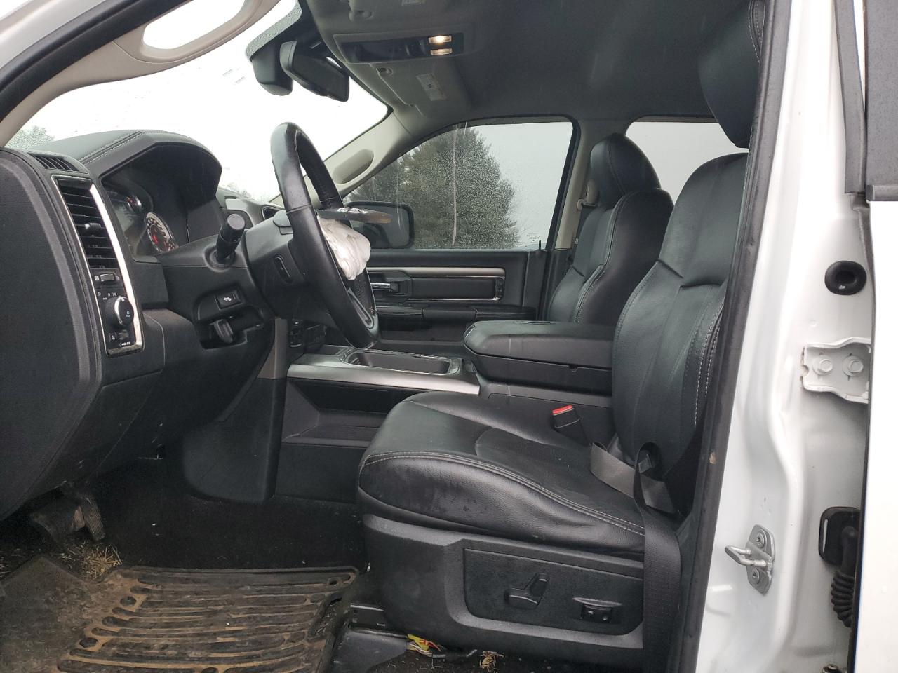 2018 RAM 1500 - Image 7