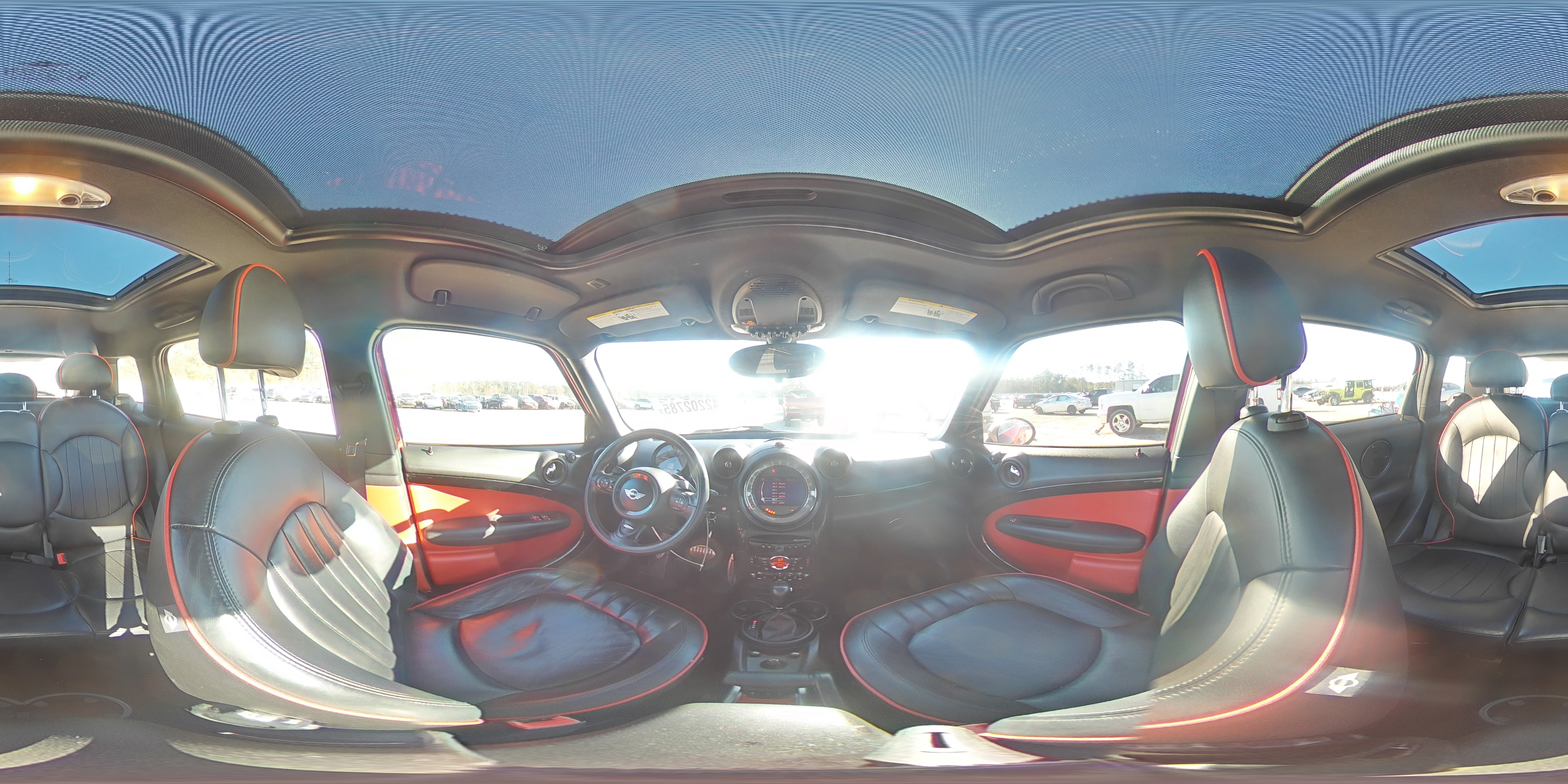 2015 MINI Cooper - Image 12