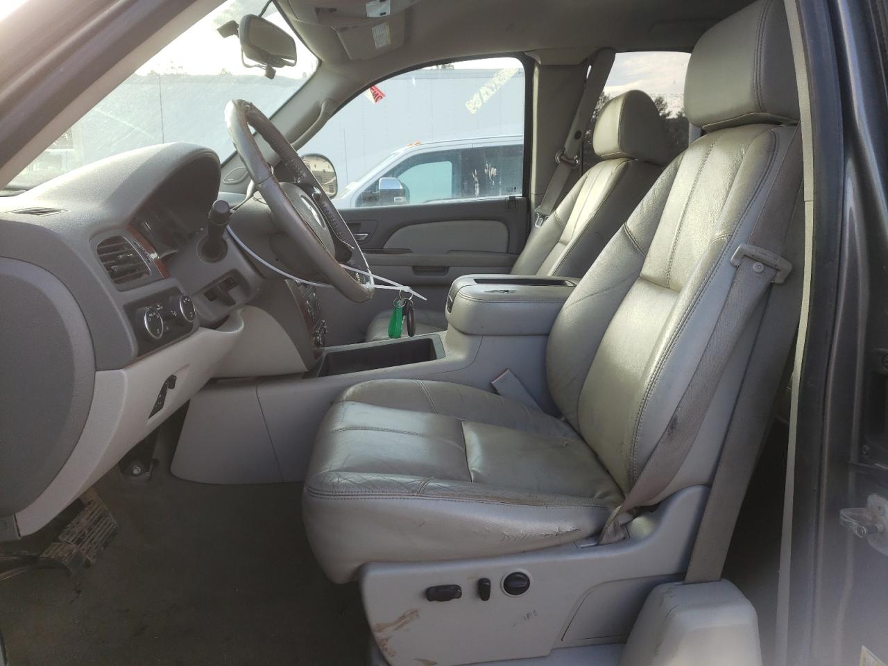 2009 Chevrolet Silverado - Image 7